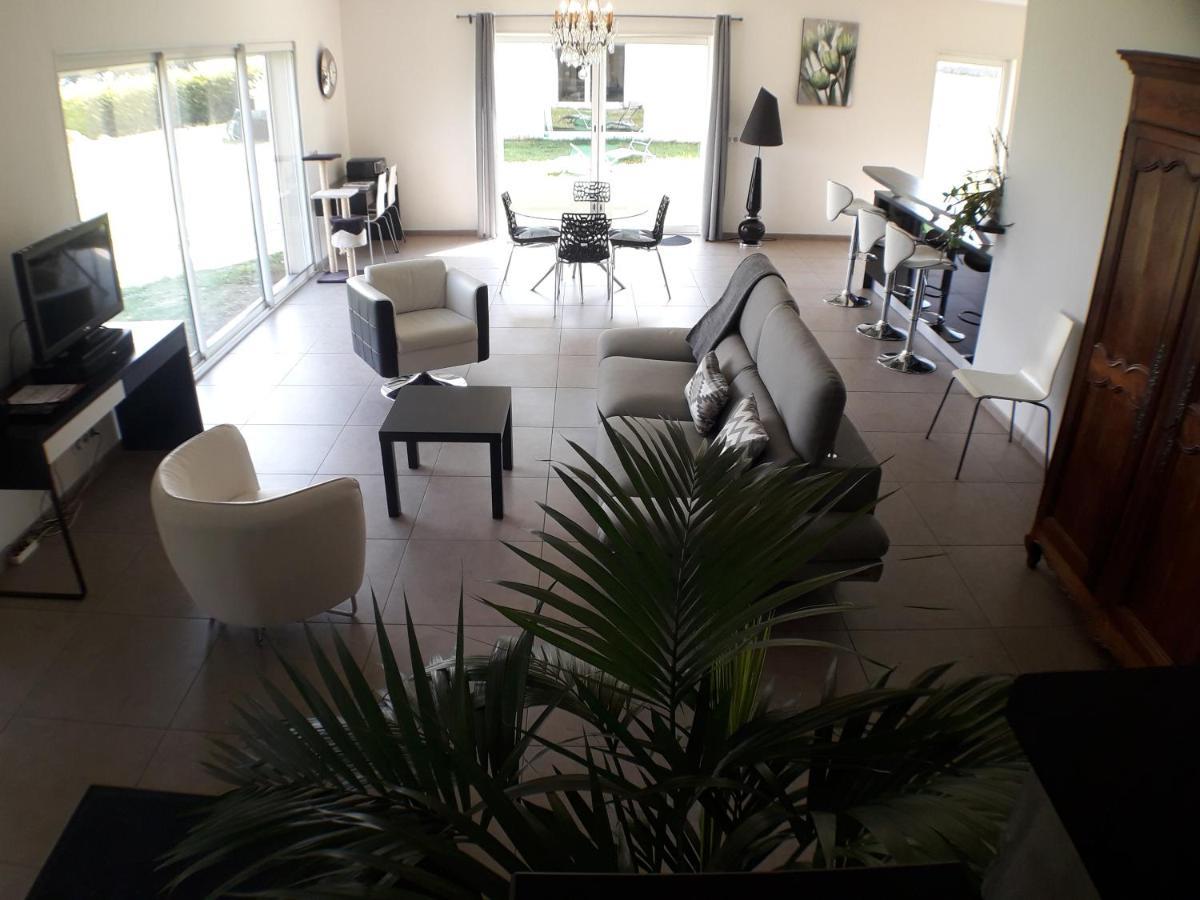 Villa 170 M² Entre Lyon Et St Etienne Saint-Martin-la-Plaine Exterior foto